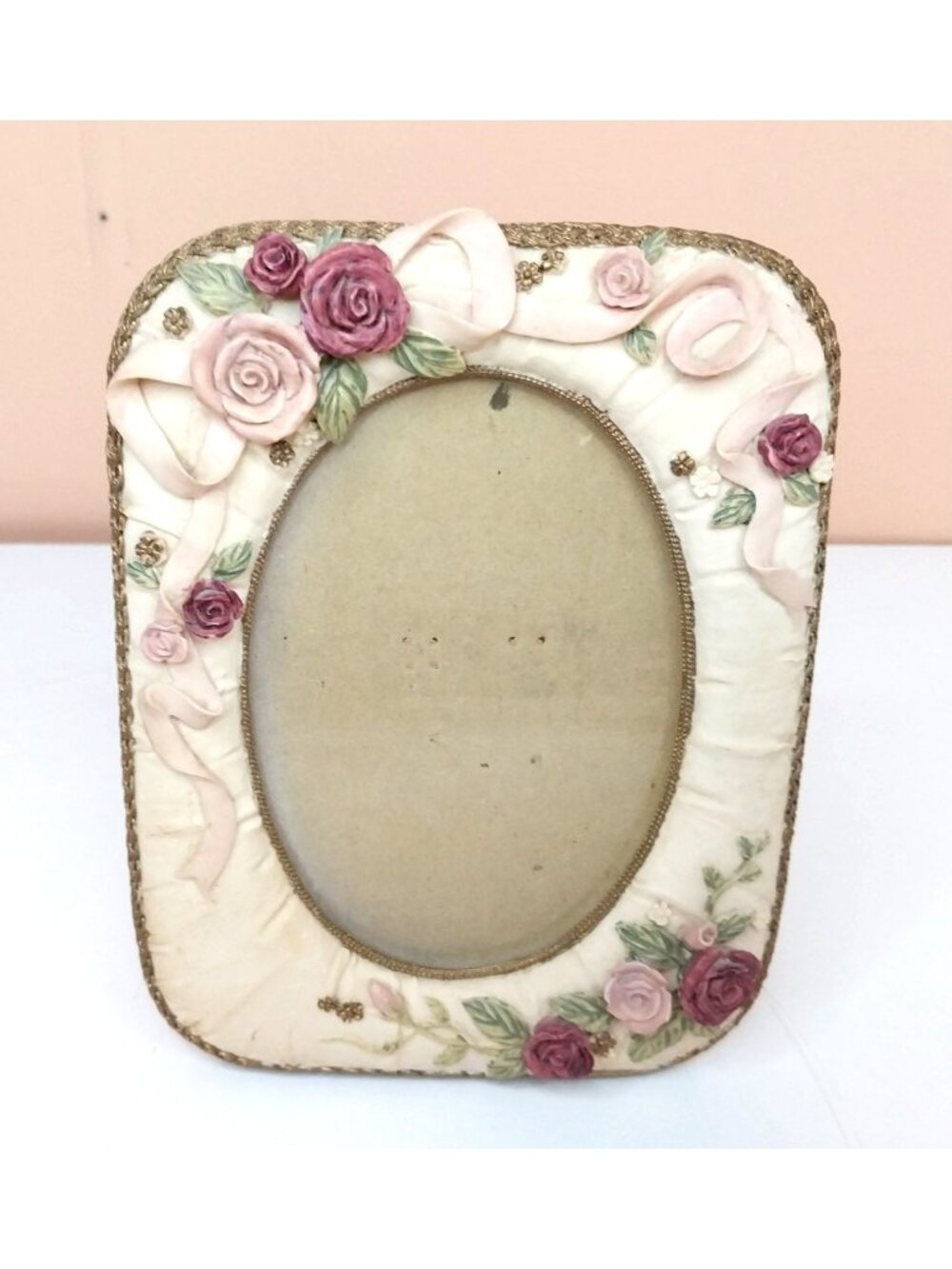 Vintage Dezine Oval Photo Frame Red Pink Roses Ribbons Romantic Tabletop 4.5 x 3